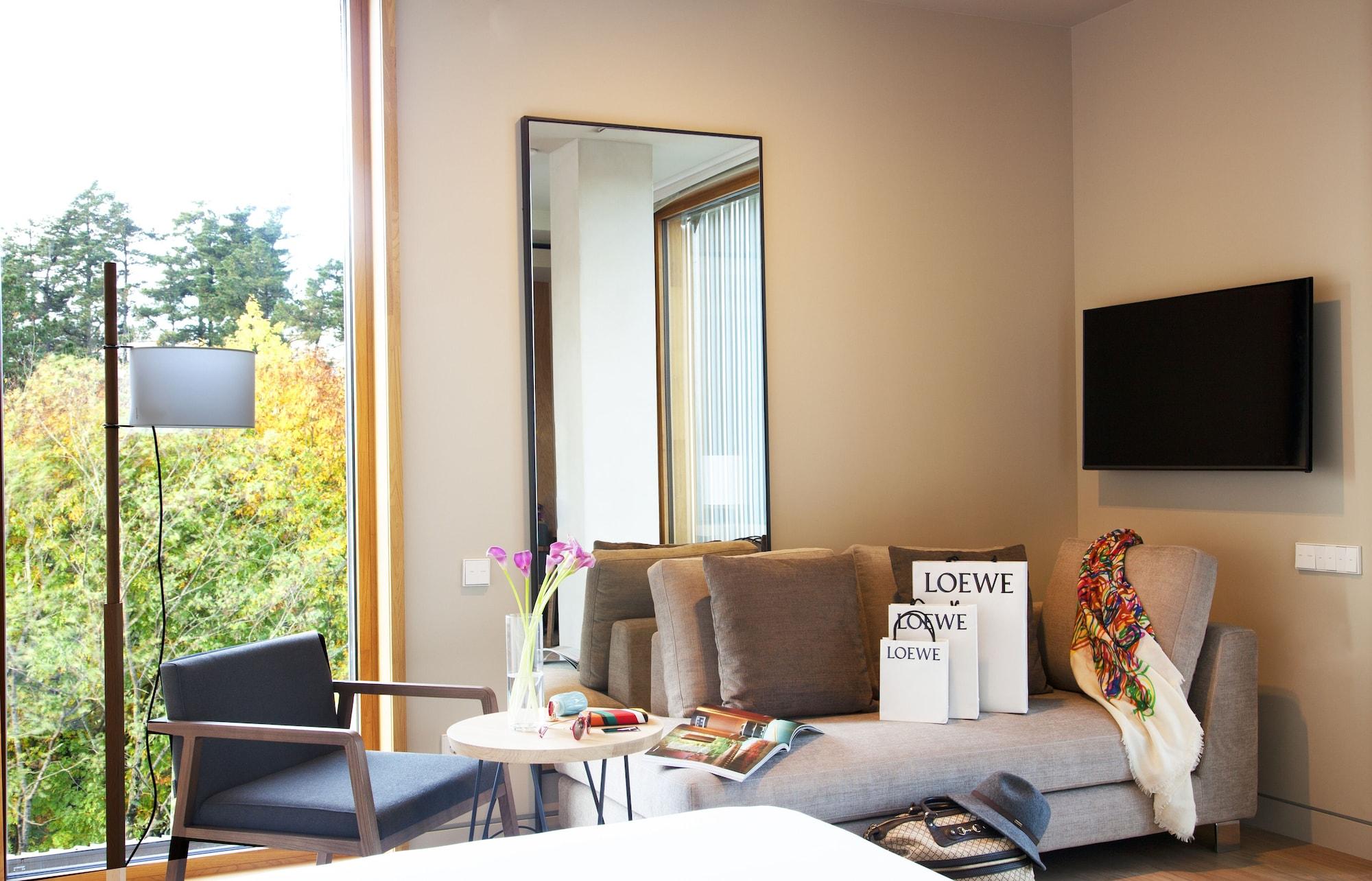 Hotel Arima & - Small Luxury