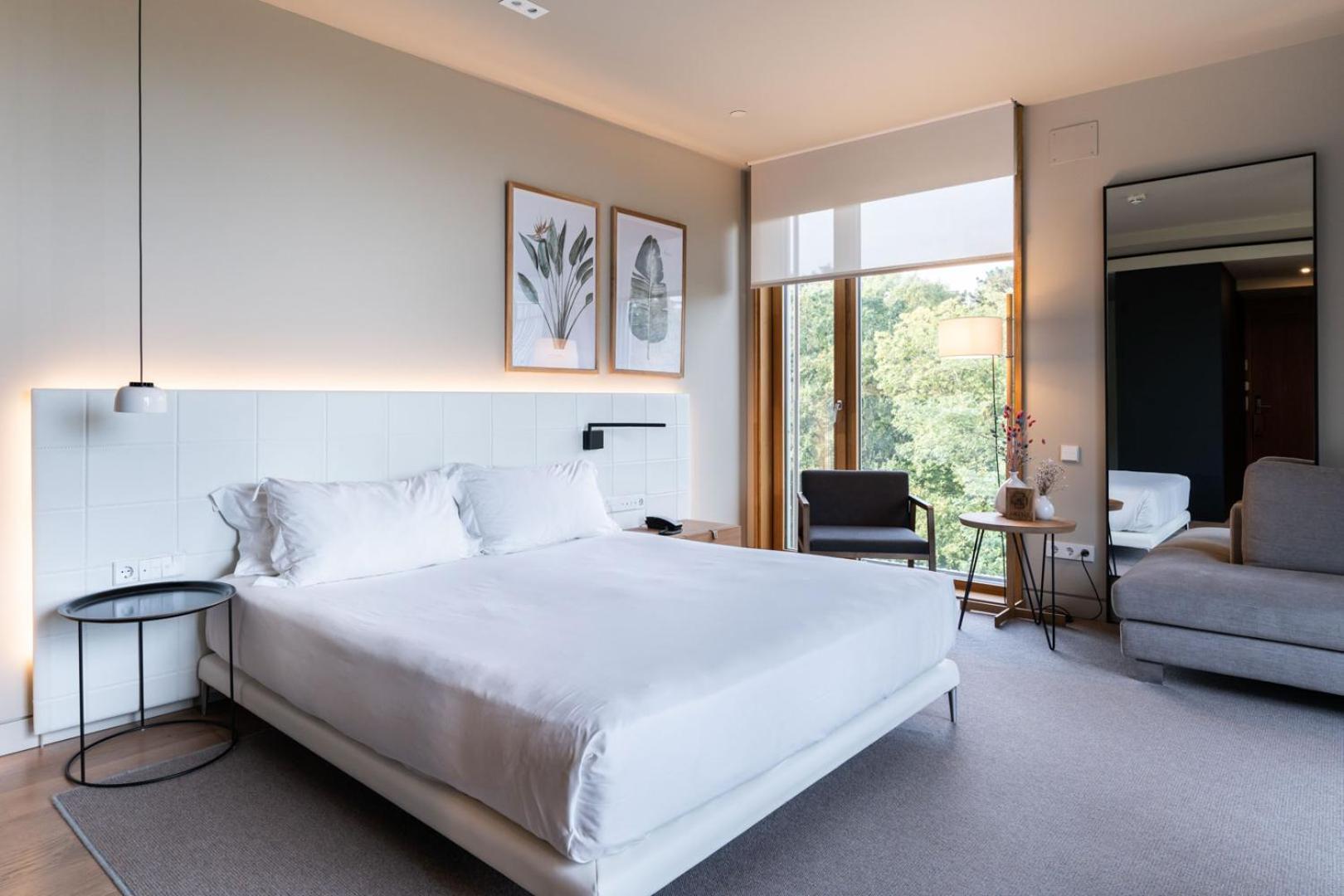 Arima & - Small Luxury Hotel